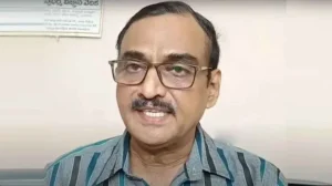 జర్నలిస్ట్ కృష్ణంరాజుపై పోలీసుల ప్రశ్నల వర్షం