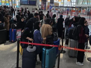 ఇరాన్ నుంచి ఢిల్లీకి చేరుకున్న 10 మంది ఏపీ విద్యార్థులు