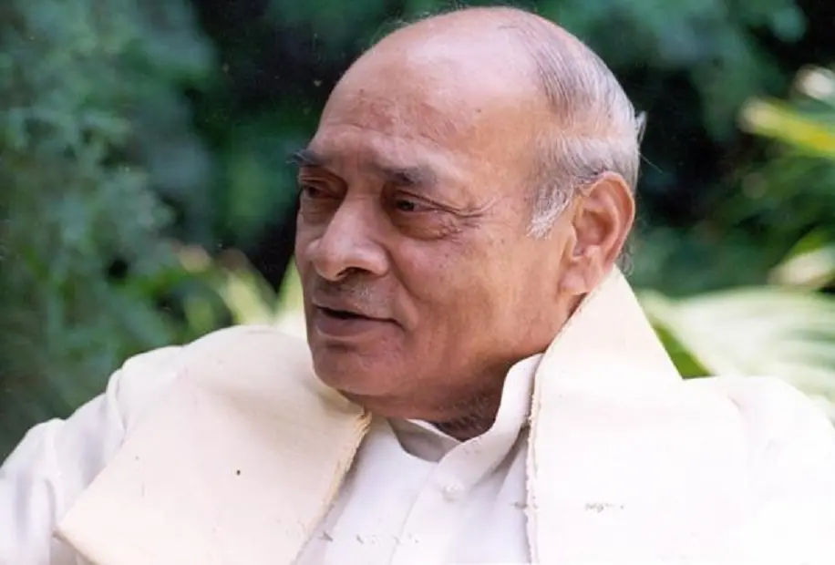  PV Narasimha Rao: పీవీకి  చంద్రబాబు, లోకేశ్ నివాళి 
