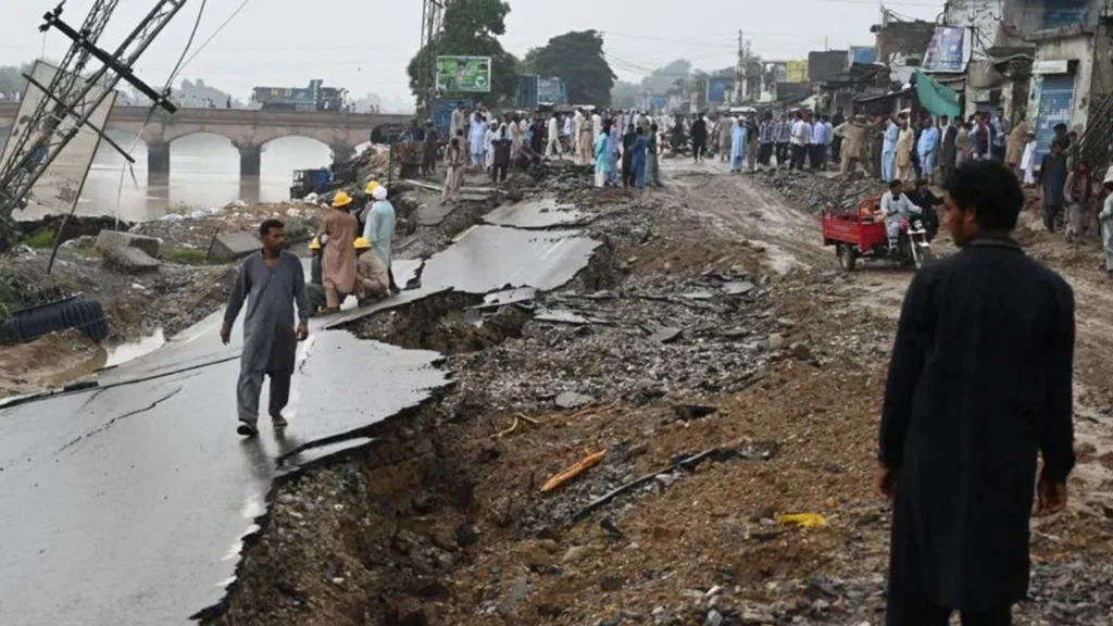 Pakistan : పాకిస్థాన్‌లో మరోసారి భారీ భూకంపం