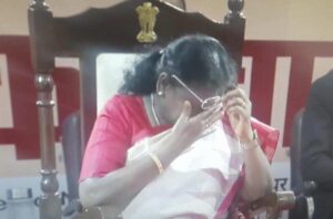 కన్నీళ్లు పెట్టుకున్న రాష్ట్రపతి ద్రౌపదీ ముర్ము