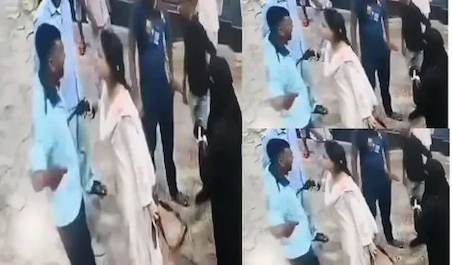 Uttar Pradesh: పెట్రోల్ బంక్‌లో ఓ సిబ్బంది పై గన్ తో బెదిరించిన యువతీ