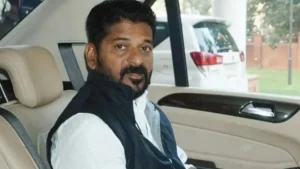 ఢిల్లీ పర్యటన ముగించుకుని హైదరాబాద్‌కు రేవంత్ : కాసేపట్లో శాఖల కేటాయింపు