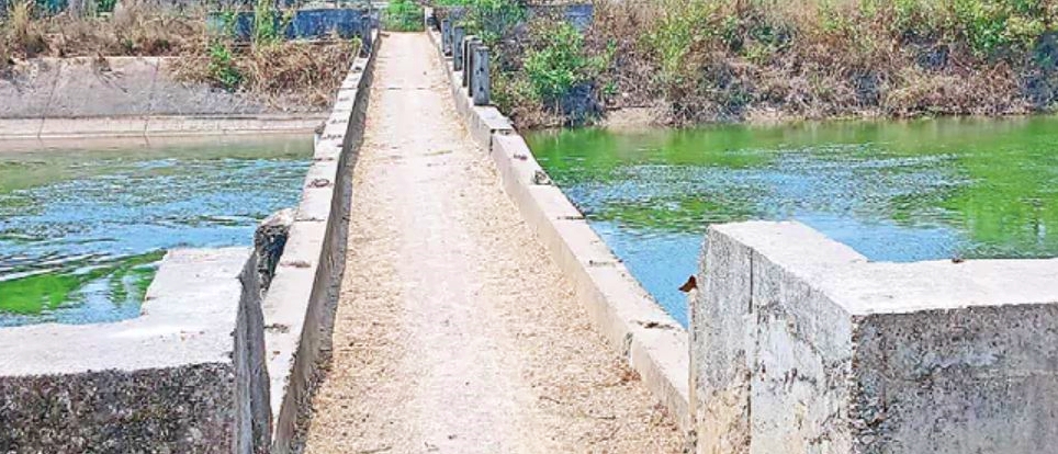 Telangana : నందగిరి గ్రామ సమీపంలోని ప్రమాదకరంగా ఎస్సారెస్పీ వంతెన