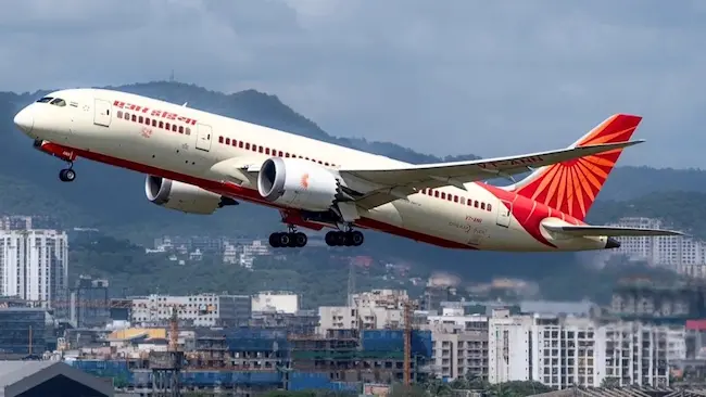Air India: ప్రమాదం తర్వాత భారీగా ఎయిర్ ఇండియాకు తగ్గిన బుకింగ్‌లు
