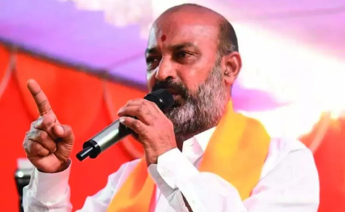 ఫోన్ ట్యాపింగ్ పై బండి సంజయ్ కీలక వ్యాఖ్యలు