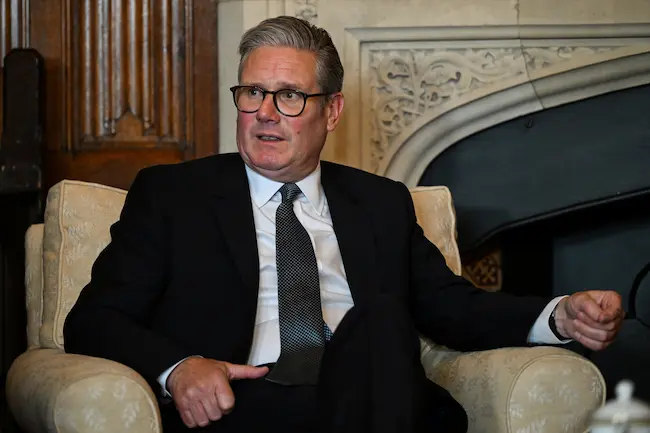 Keir Starmer: విమానంలో బ్రిటన్ జాతీయులు… బ్రిటన్ ప్రధాని కీర్ స్టార్మర్ దిగ్భ్రాంతి