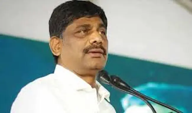 DK Suresh : కర్ణాటక మాజీ ఎంపీకు ఈడీ సమన్లు
