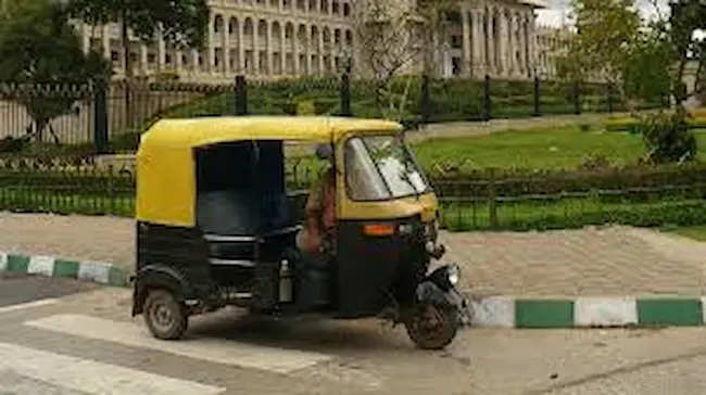 Bangalore: బెంగళూరులో బైక్ టాక్సీల రద్దు.. ఆటో చార్జీలు పెంపు