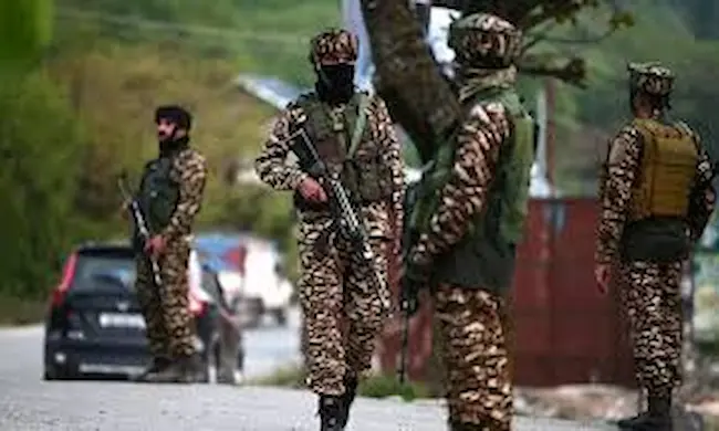 Terrorists: ఉగ్రవాదులకు ఆశ్రయం ఇచ్చిన ఇద్దరు వ్యక్తులు అరెస్ట్‌