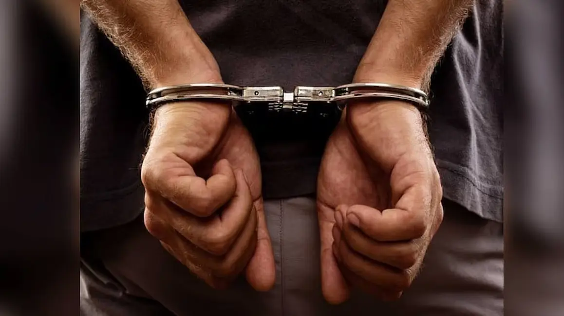 తక్కువ మార్కులు వచ్చాయని కుమార్తెను కొట్టి చంపిన తండ్రి