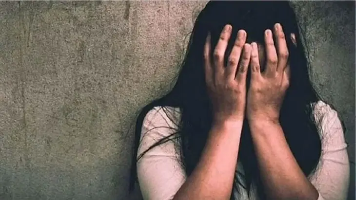 Rape: షూటింగ్ పేరుతో మైనర్ బాలికపై అత్యాచారం.. అరెస్ట్