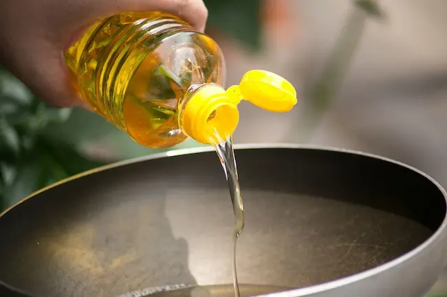 Edible Oil: ముడి వంట నూనెలపై కస్టమ్స్ సుంకం తగ్గింపు