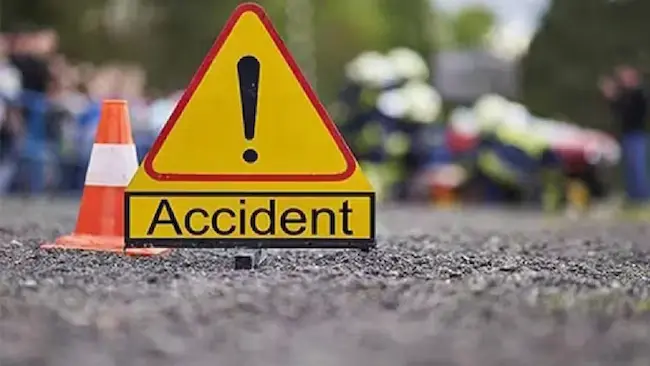 Bus Accident: బెంగళూరులో ఘోర రోడ్డు ప్రమాదం.. నలుగురి మృతి
