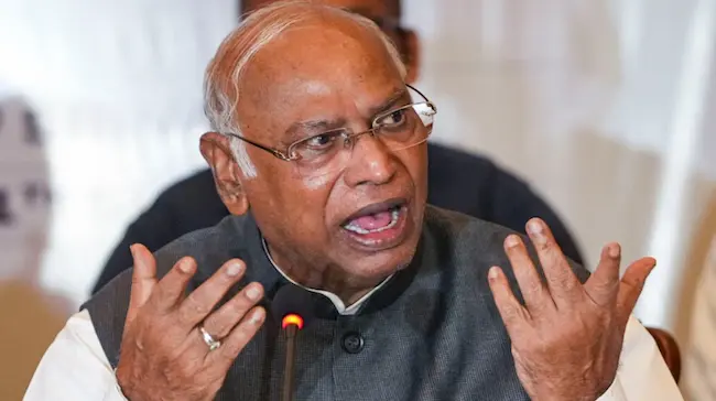 Mallikarjun Kharge: ‘మాకు దేశమే తొలి ప్రాధాన్యం.. ఖర్గే కీలక వ్యాఖ్యలు
