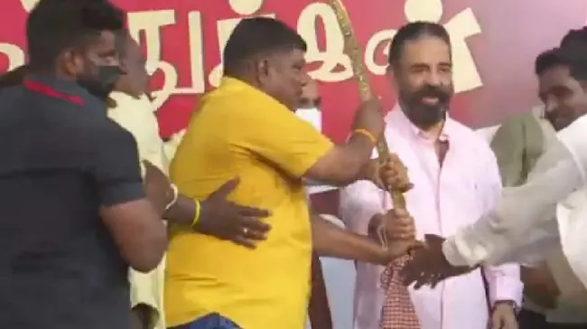 Kamal Haasan: కమల్‌కు అభిమాని ఊహించని బహుమతి