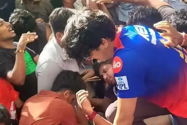 RCB :తొక్కిసలాట మృతులకు ఆర్థిక సాయం.. ఆర్‌సీబీ