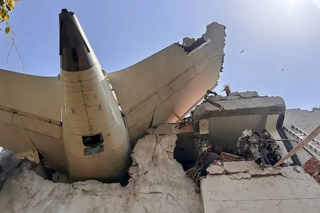 Plane Crash: పెరుగుతున్న ప్రమాదాలు ..విలవిలలాడుతున్న ఇన్సూరెన్స్ కంపెనీలు