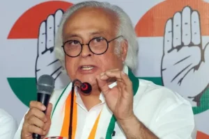 కేంద్రం జనాభా గణన నోటిఫికేషన్‌ జైరాం రమేశ్‌ విమర్శ!