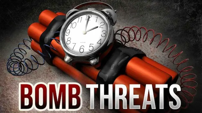 Bomb threats : బాంబు బెదిరింపులకు పాల్పడిన మహిళా ఇంజినీర్‌ అరెస్ట్
