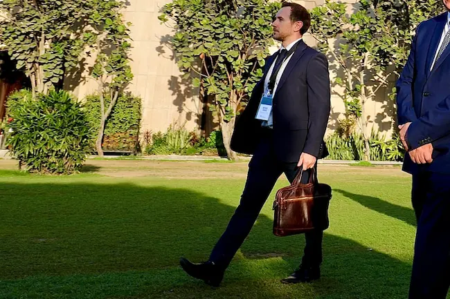 New Zealand: వేశ్యల‌తో పీఎంవో ఉద్యోగి ఫోన్ రికార్డింగ్‌