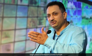 కర్ణాటకలో రోడ్డుపై దాడి: బీజేపీ మాజీ ఎంపీపై కేసు