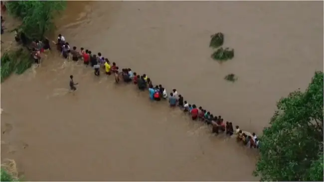 Jharkhand: జార్ఖండ్‌లో భారీ వర్షాలు –162 మంది విద్యార్థులు వరదలో చిక్కుబడి..