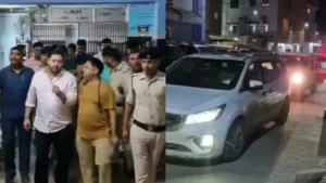 తేజస్వి యాదవ్‌కు త్రుటిలో తప్పిన పెను ప్రమాదం