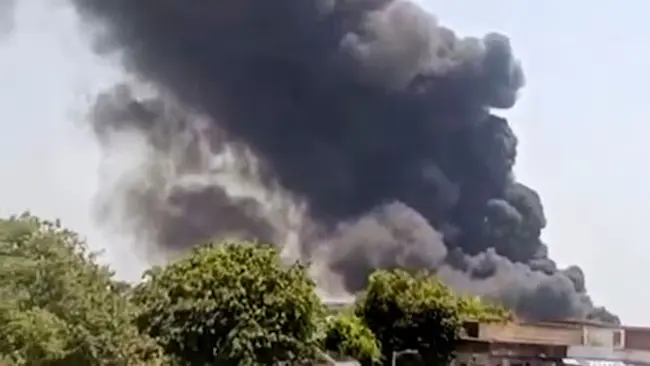  Plane Crash:  విమాన ప్రమాదంలో 242 మంది ప్ర‌యాణికులు : పోలీసు కంట్రోల్ రూమ్‌