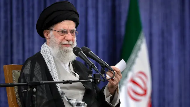 Iran: ఇజ్రాయెల్ భీకర దాడులు- బంకర్‌లోకి సుప్రీం లీడర్‌ ఖమేనీ