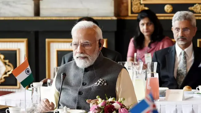 India: సంయమనం పాటించాలని ఇరాన్-ఇజ్రాయెల్ కు భారత్ విజ్ఞప్తి