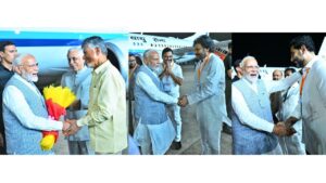 విశాఖ కు చేరుకున్న ప్రధాని మోదీ