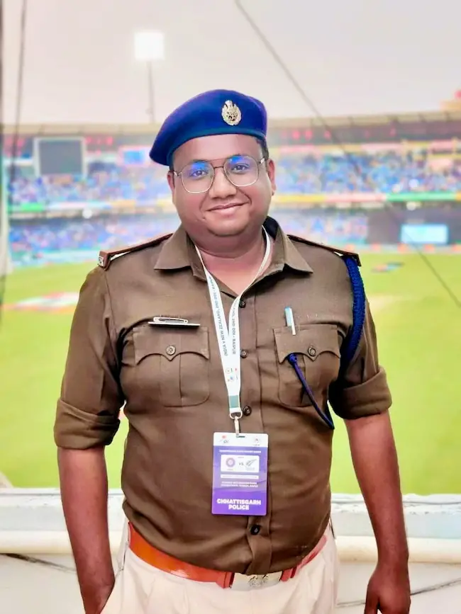 ASP: ఐఈడి పేల్చిన మావోయిస్టు: కుంట ఏఎస్పీ అకాష్ గిర్పుంజే మృతి