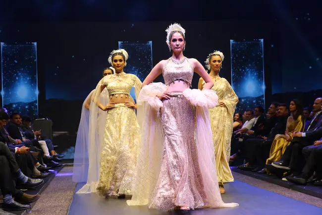 Jain: అతిపెద్ద జైన వ్యాపార సమ్మేళనానికి రంగం సిద్ధం