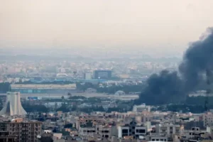 ఇరాన్ లో స్తంభించిన రవాణా, ప్రజల ఇబ్బందులు