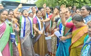 మహిళలపై అఘాయిత్యాలు.. వైసీపీ ఆందోళనలు