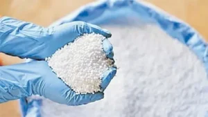 మంత్రుల ఇలాకాలో యూరియా కోసం రైతుల తిప్పలు