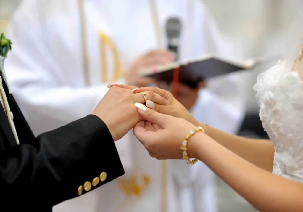 
Chennai: పెళ్లైన రోజే ప్రియుడితో ఉడాయించిన నవ వధువు