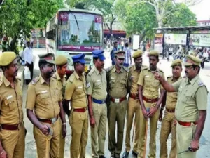 తొక్కిసలాట జరగకుండా తెలంగాణ పోలీసుల వినూత్న ఆలోచన