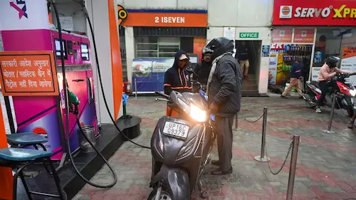 Petrol: మధ్యప్రదేశ్ పెట్రోల్ బంక్లలో కొత్త రూల్