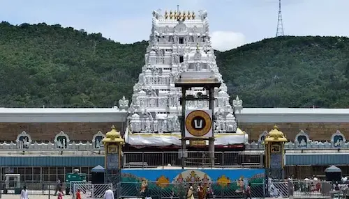 Tirumala: మతమార్పిడి కట్టడికి శ్రీవారి ‘పుస్తకప్రసాదం’