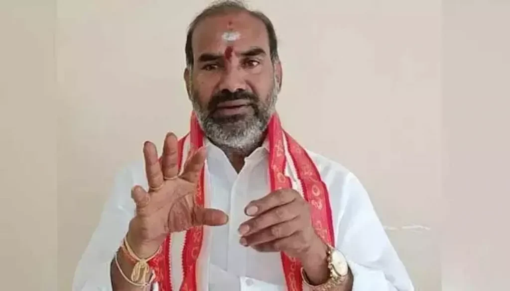 Adi srinivas: బిజెపి బిసి నేతలు రిజర్వేషన్ పై నోరు విప్పాలి