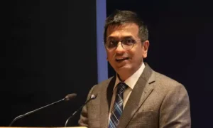 మాజీ సీజే డీవై చంద్రచూడ్ కు సుప్రీం షాక్..