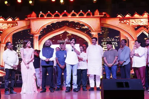 Pawan Kalyan: నేనెప్పుడూ డబ్బు, రికార్డుల కోసం సినిమాలు చేయలేదు