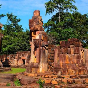 తా మోన్ థోమ్‌, తా క్ర‌బే ఆలయాల వద్ద ఉద్రిక్తతలు