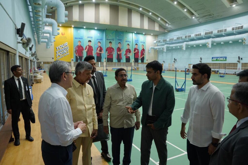 Chandrababu Naidu : సింగపూర్ స్పోర్ట్స్ స్కూల్లో చంద్రబాబు