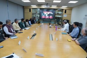 సింగపూర్ స్పోర్ట్స్ స్కూల్లో చంద్రబాబు