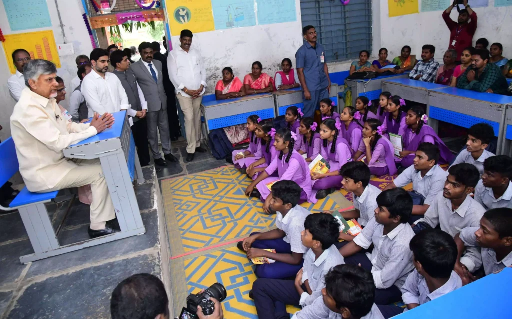 Chandrababu : ఏపీలో రేపు మెగా పేరెంట్ టీచర్ మీటింగ్