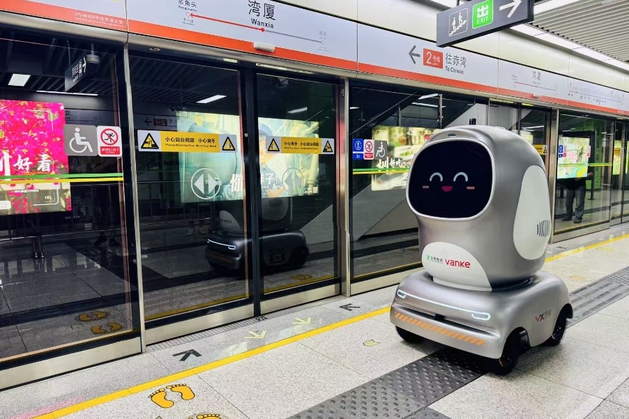 China : కొత్త రకం రోబోలను తయారుచేసిన చైనా