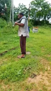 పెట్రోల్ పోసుకొని రైతు ఆత్మహత్యాయత్నం..